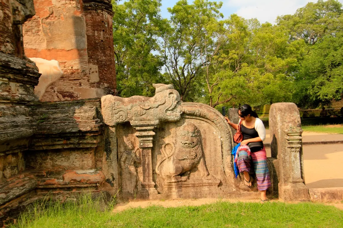 Traditional village tour in Sri Lanka